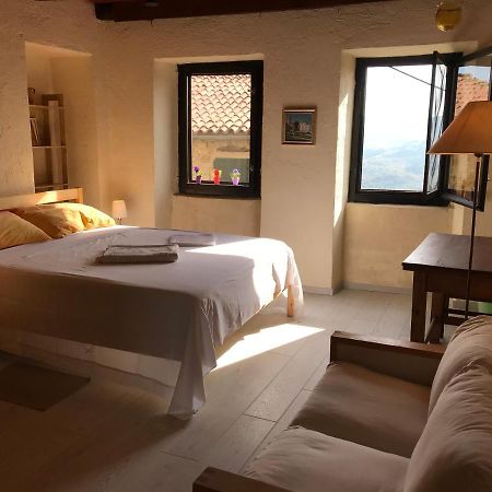 Casa Lucia Villa โมโตวุน ภายนอก รูปภาพ