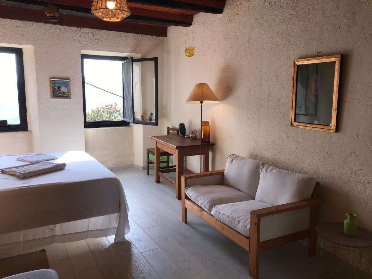 Casa Lucia Villa โมโตวุน ภายนอก รูปภาพ